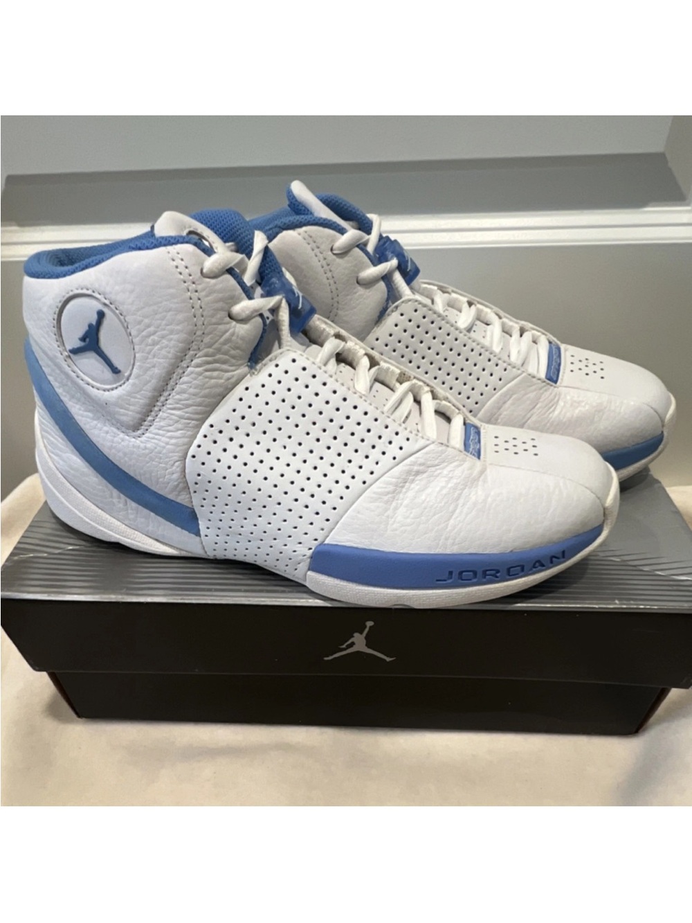 Vintage Air Jordan Jumpman Team Shogun 2000 New in Original Box Size 8.5!!!!